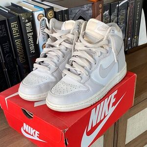 Nike GS Dunks